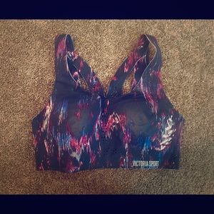32C VS Angel Max Sports Bra